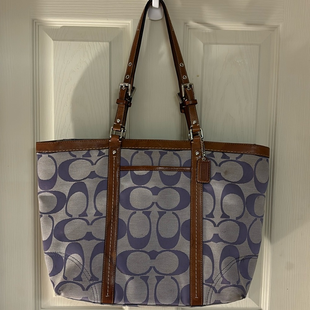 Coach shoulder bag